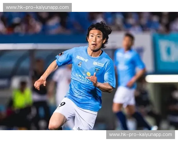 横滨水手vs神户胜利船：J联赛经典对决，蓝色德比的荣耀之战！